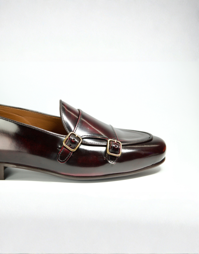 Mocasines Monk color burdeos
